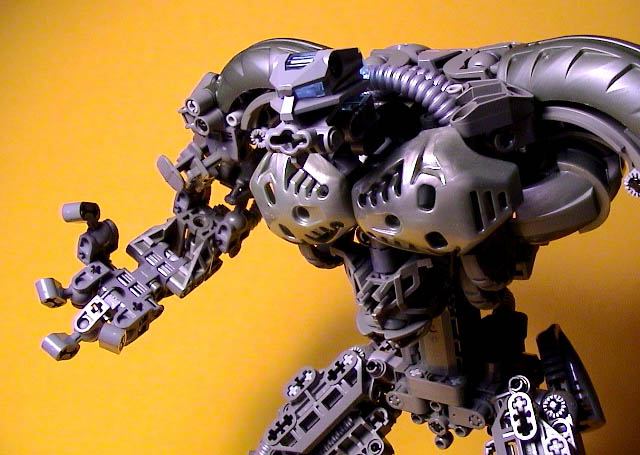 hercfrontmeddetail.jpg