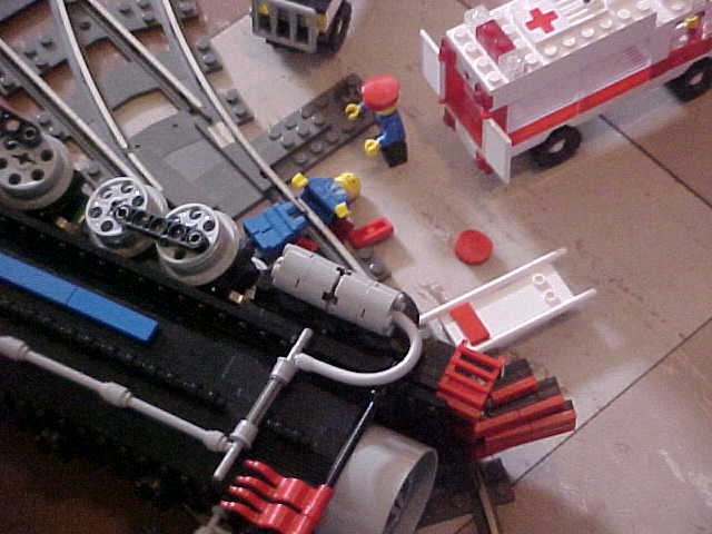 derail_3.jpg