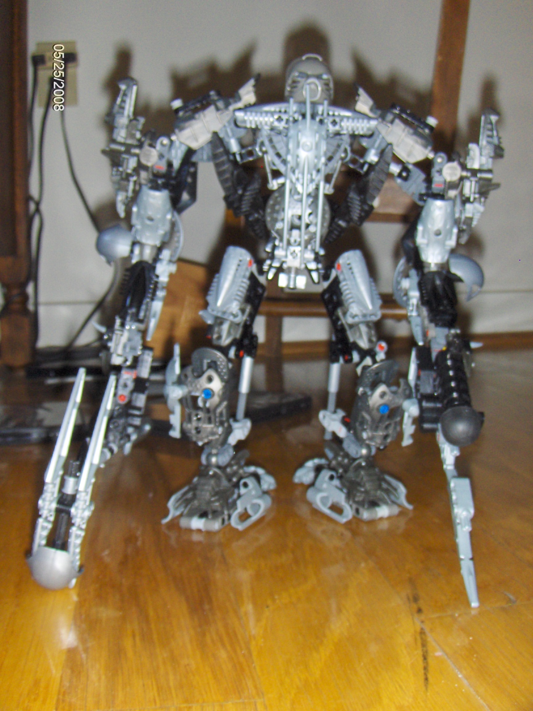 bionicle_1.jpg