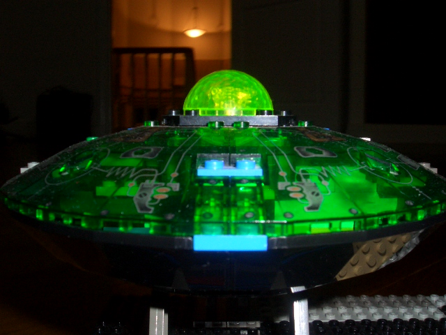 lego_mothership_003.jpg