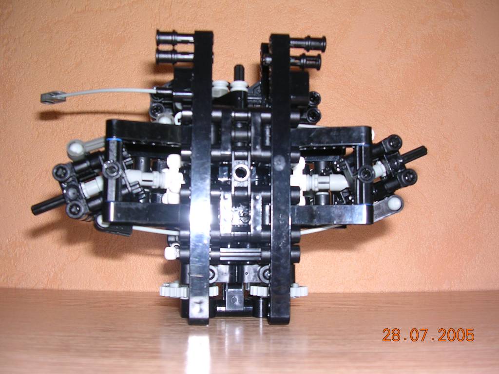 05.jpg