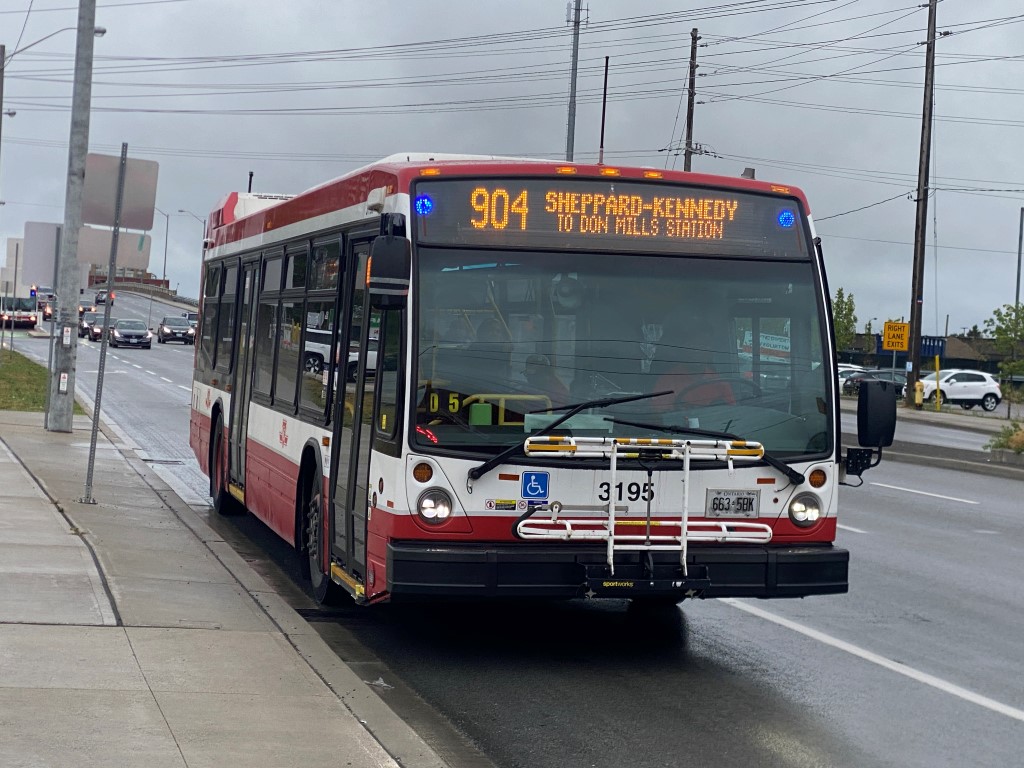 3195-2.JPG