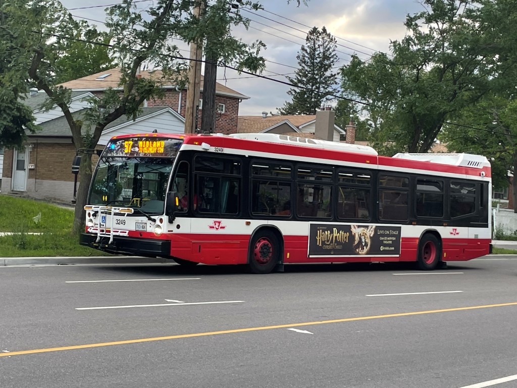 3249-1.JPG