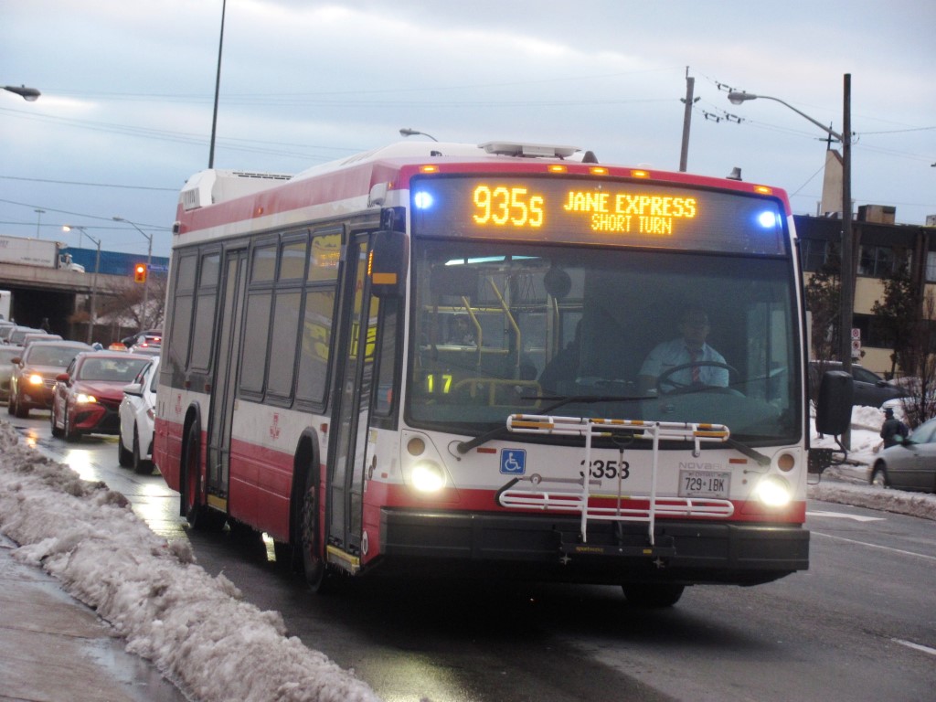 3353.JPG