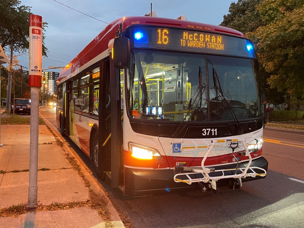 3711-2.JPG