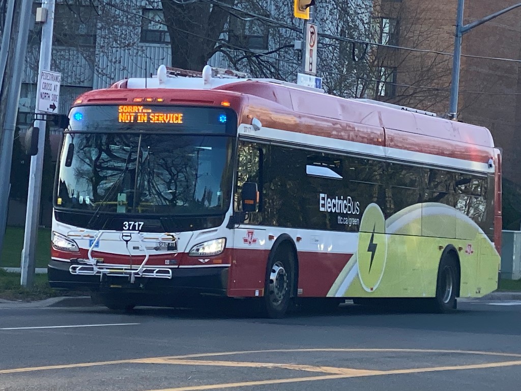 3717-2.JPG