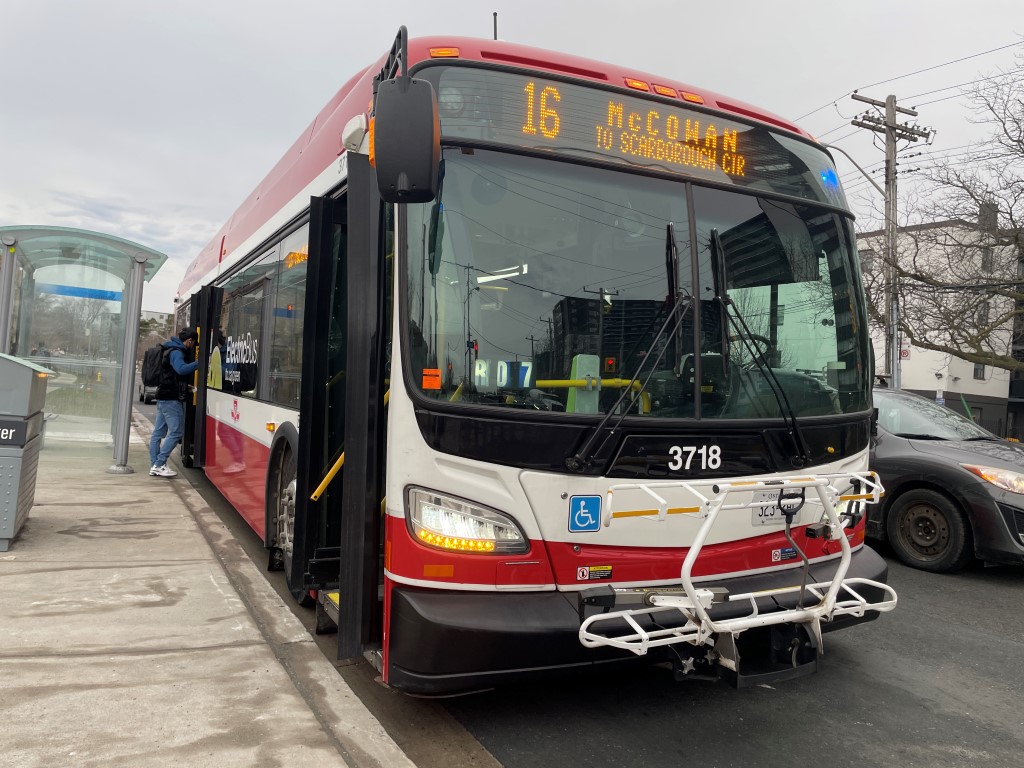 3718-1.JPG