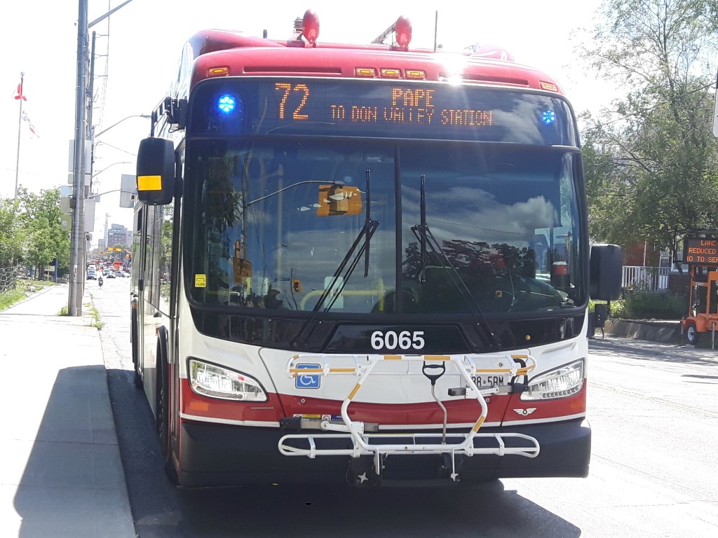 6065-3.jpg