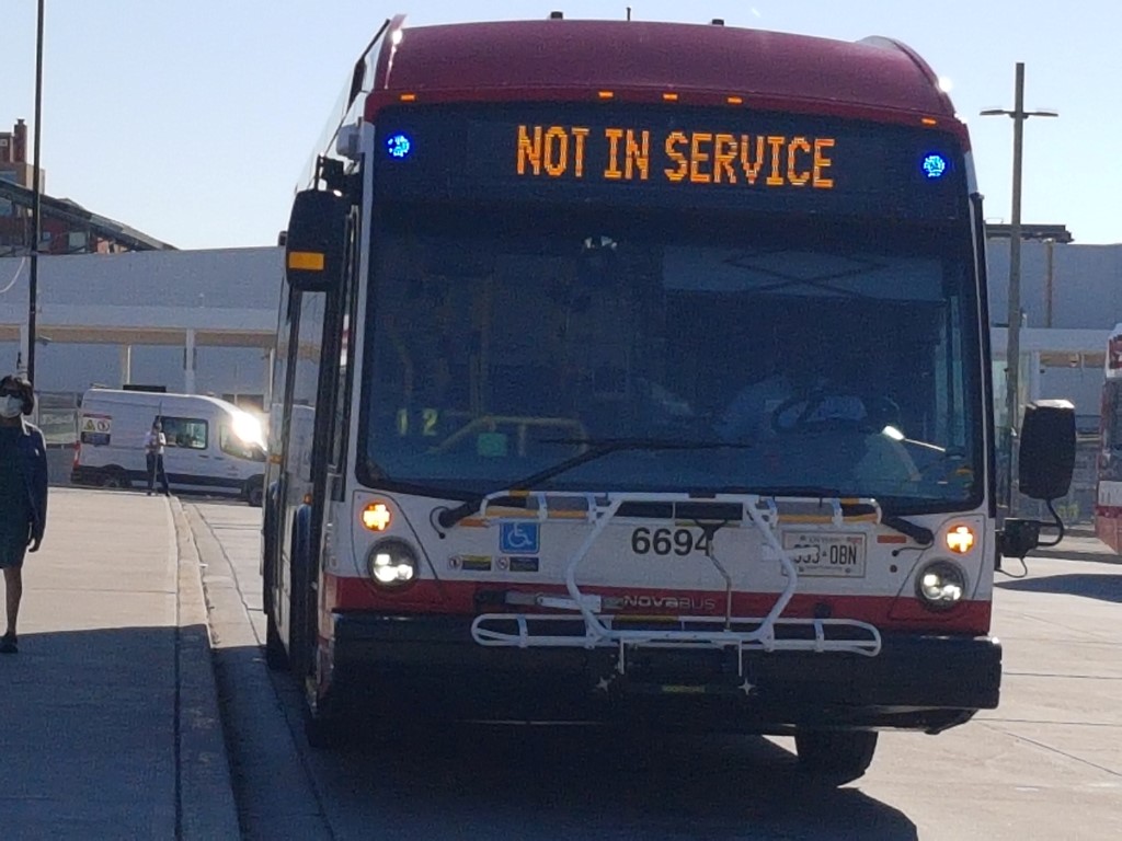 6694.jpg