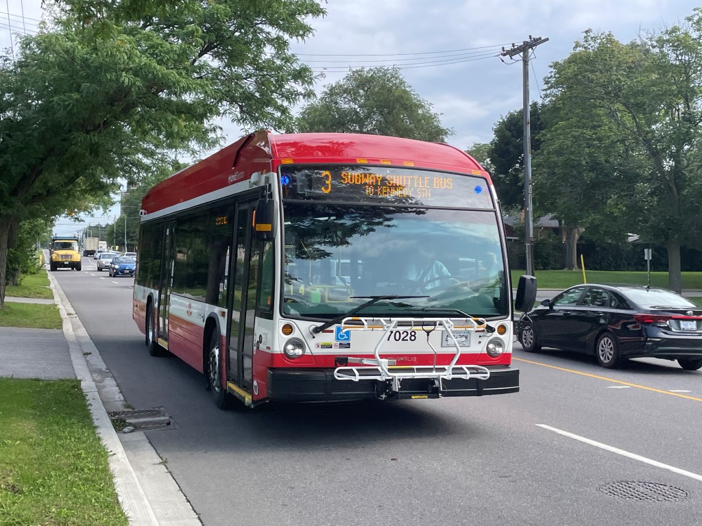 7028-2NV.JPG