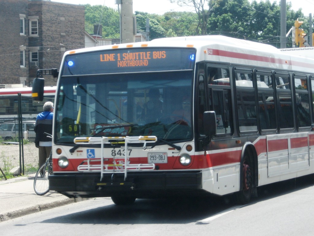8437.JPG