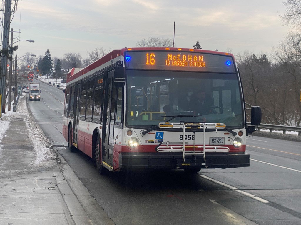 8458-4.jpg