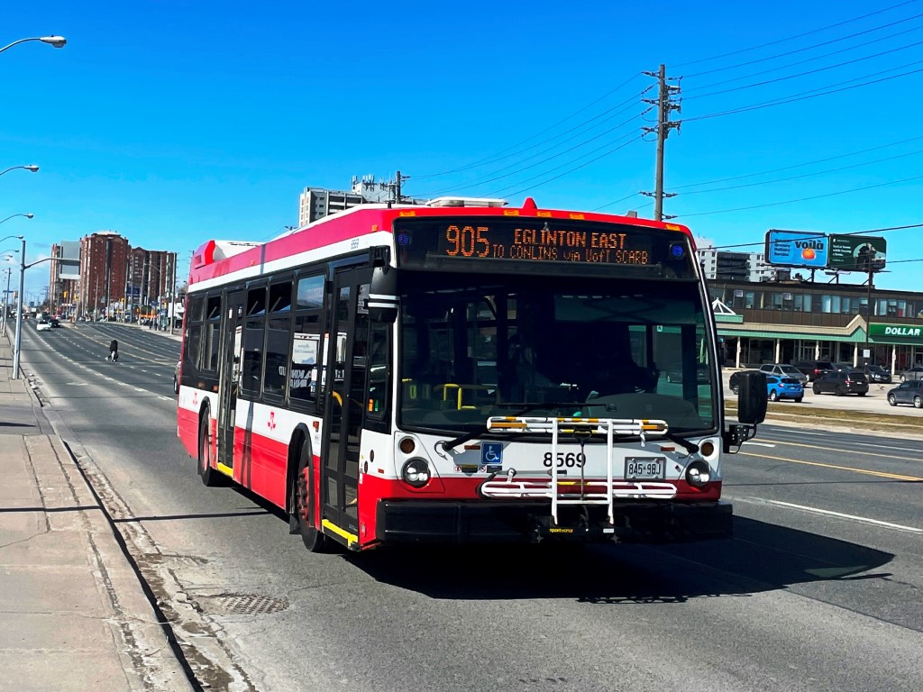 8569-3.JPG