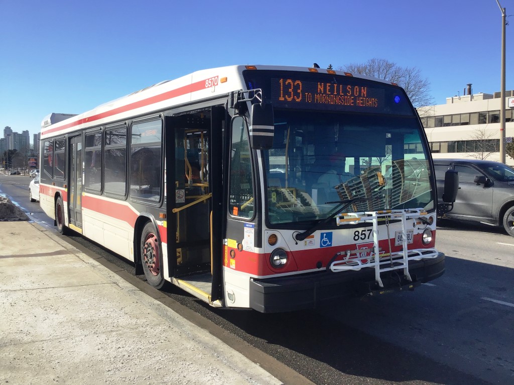 8570-2.JPG