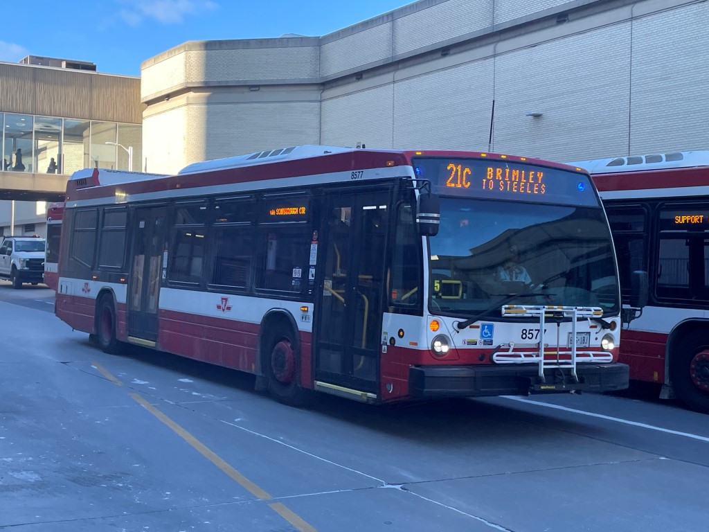 8577-2.JPG