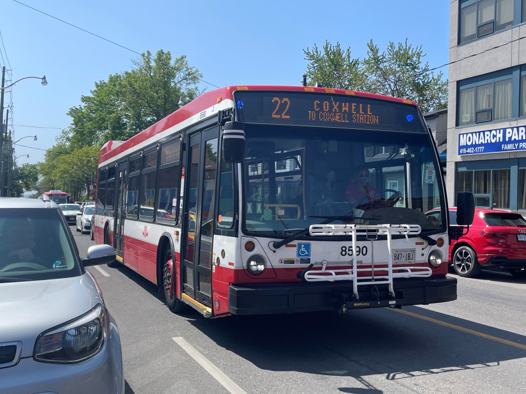 8590.JPG