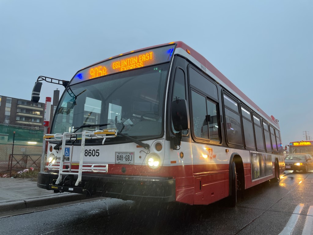 8605-1.JPG