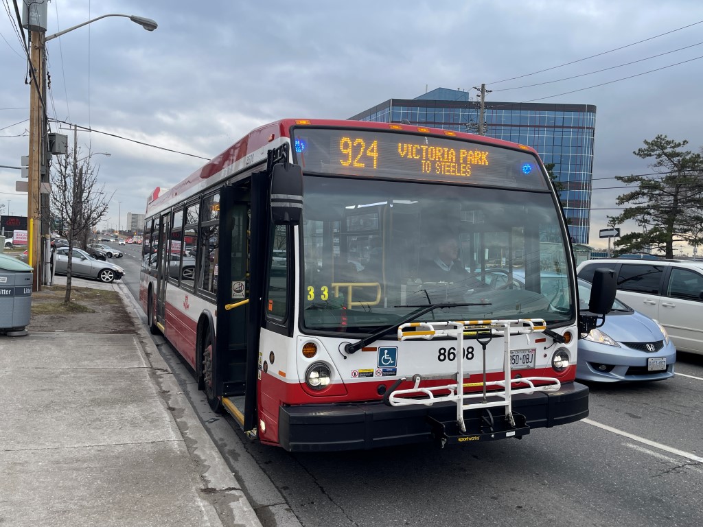 8608-4.JPG