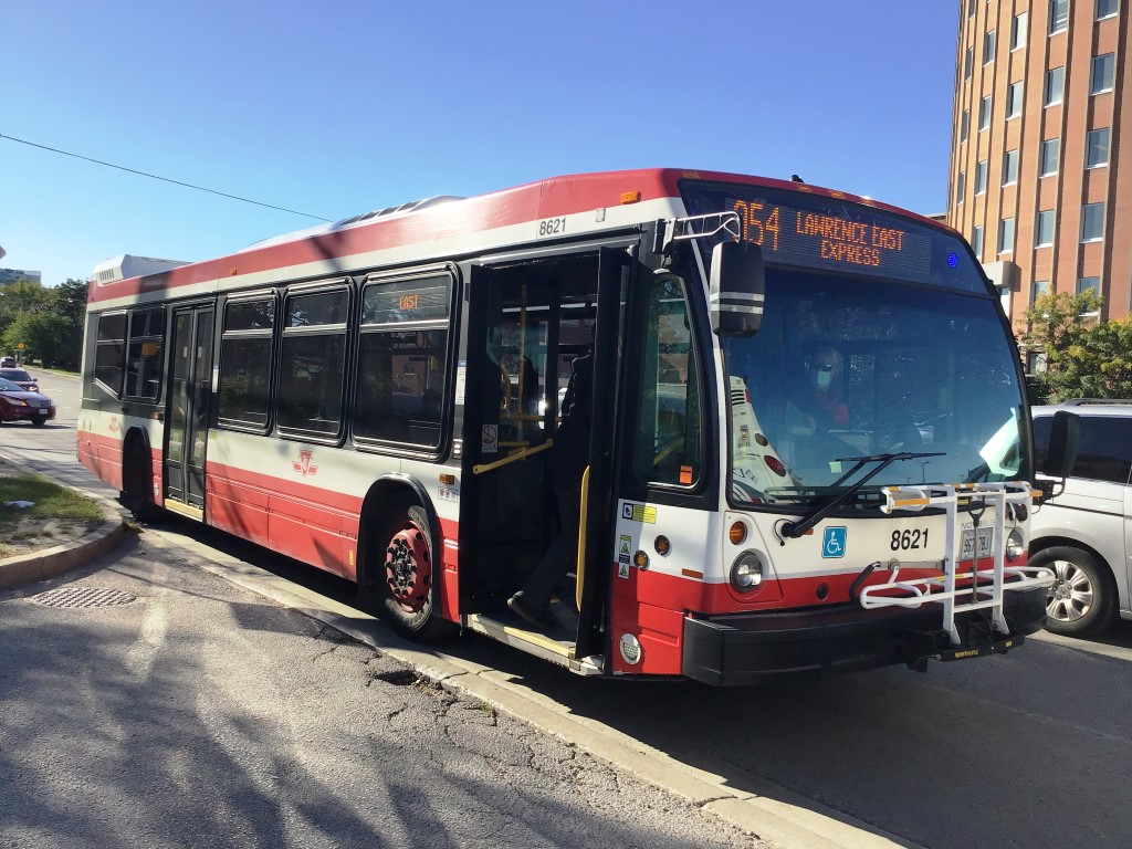 8621-8.JPG