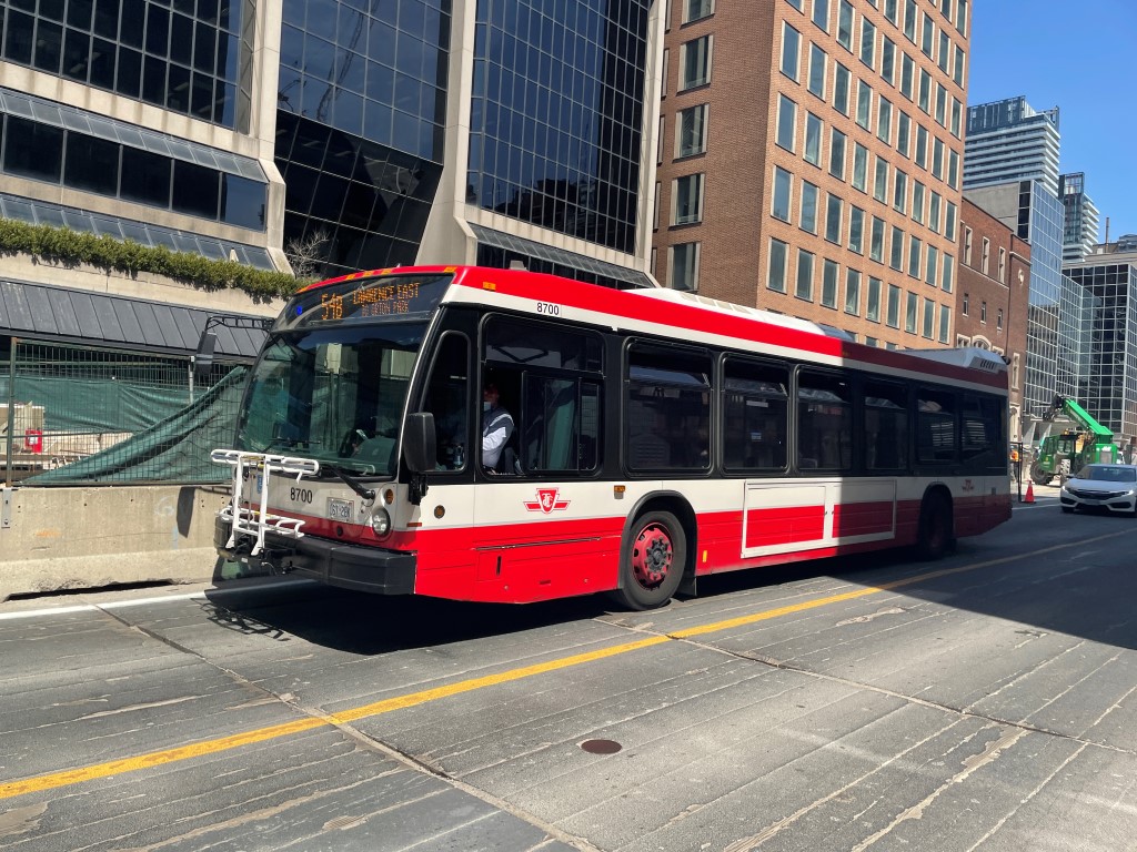 8700-3.JPG