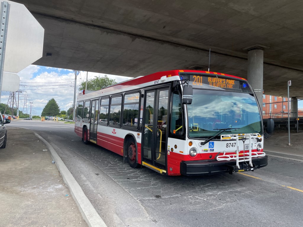 8747-2.JPG