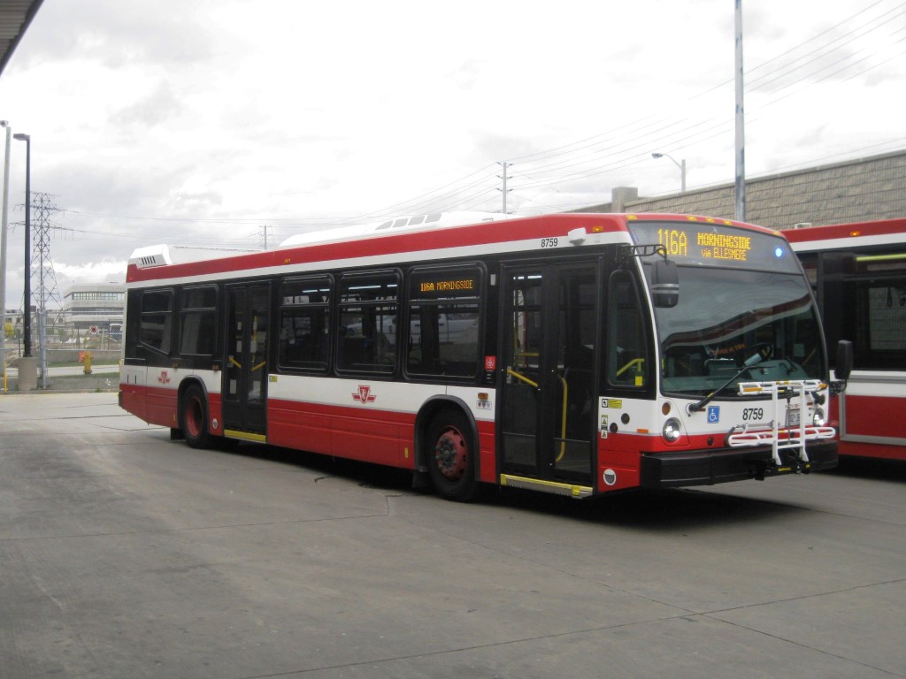 8759.JPG