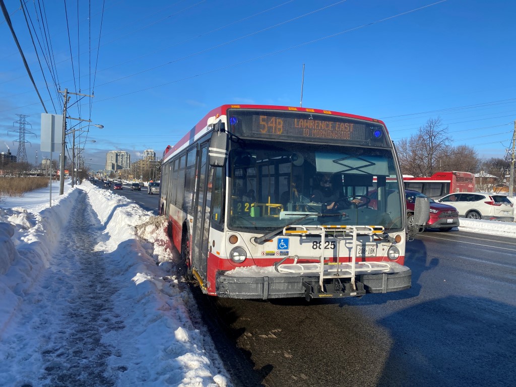 8825-2.jpg