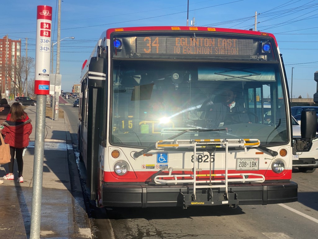 8825-3.jpg