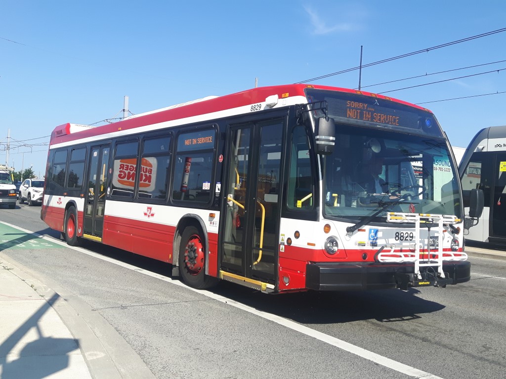 8829-3.jpg