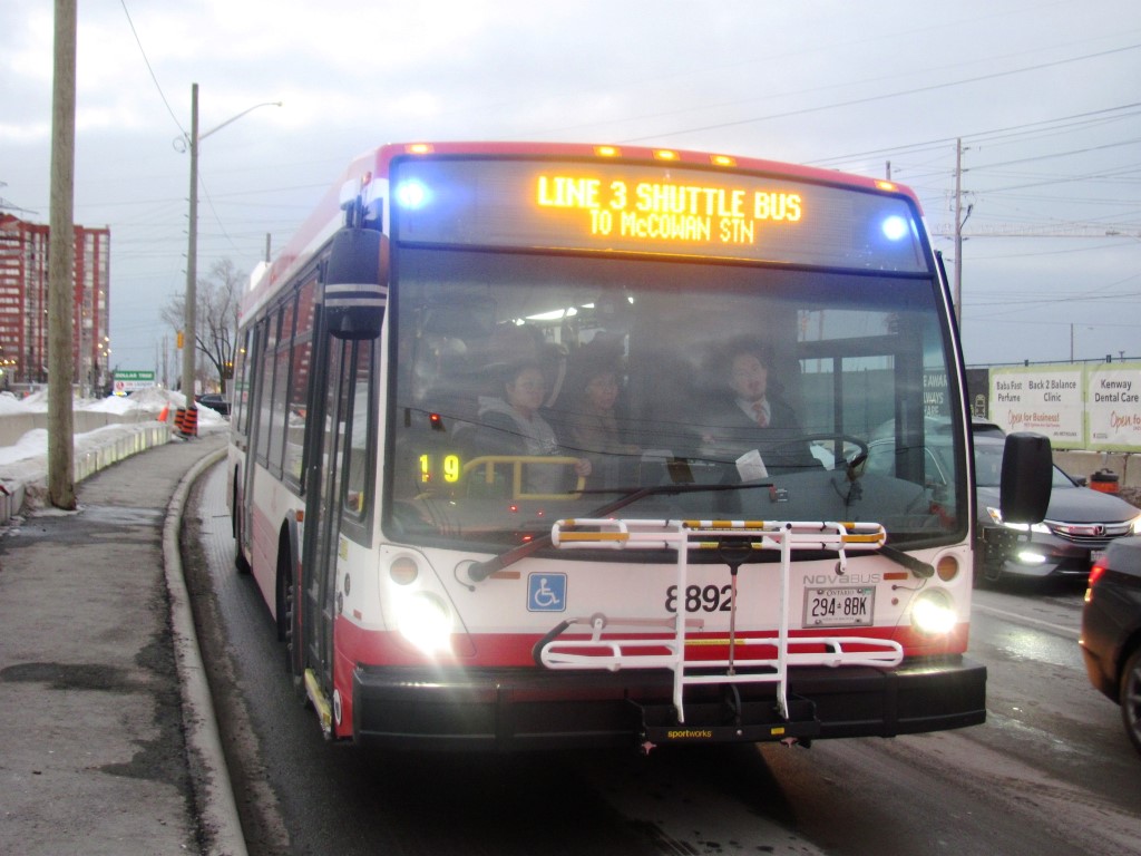 8892-2.JPG