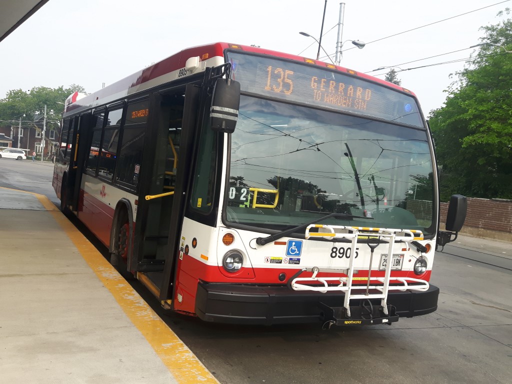 8905-1.jpg