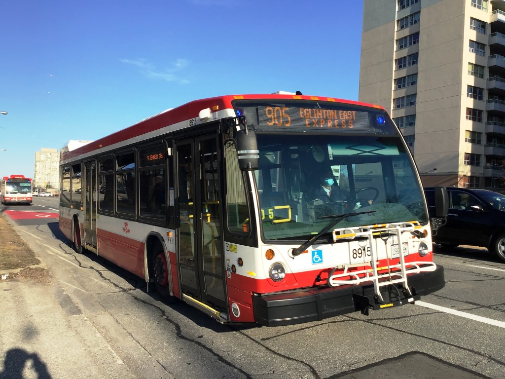 8915-3.JPG