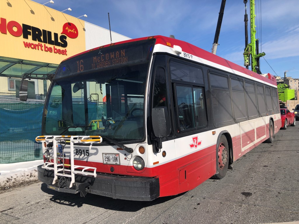 8915-7.JPG