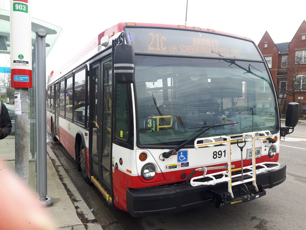 8916-2.jpg