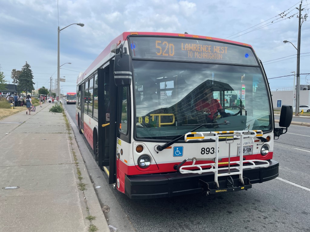 8935-4.JPG