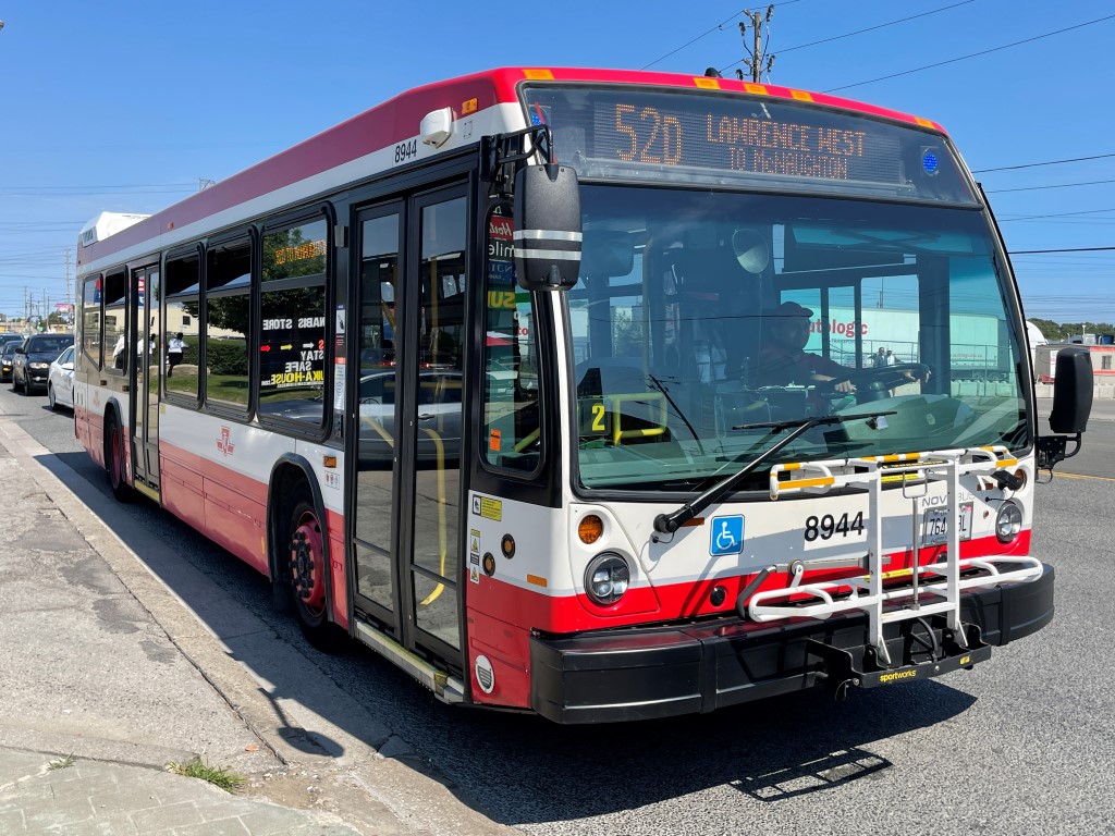 8944-2.JPG