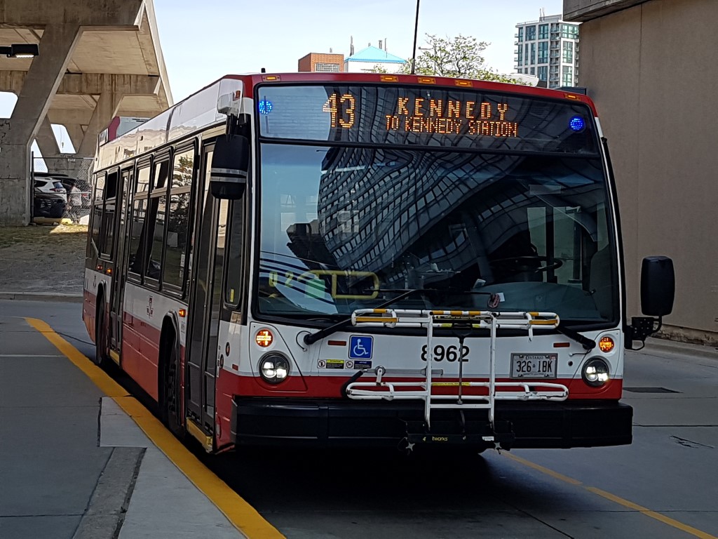 8962.jpg