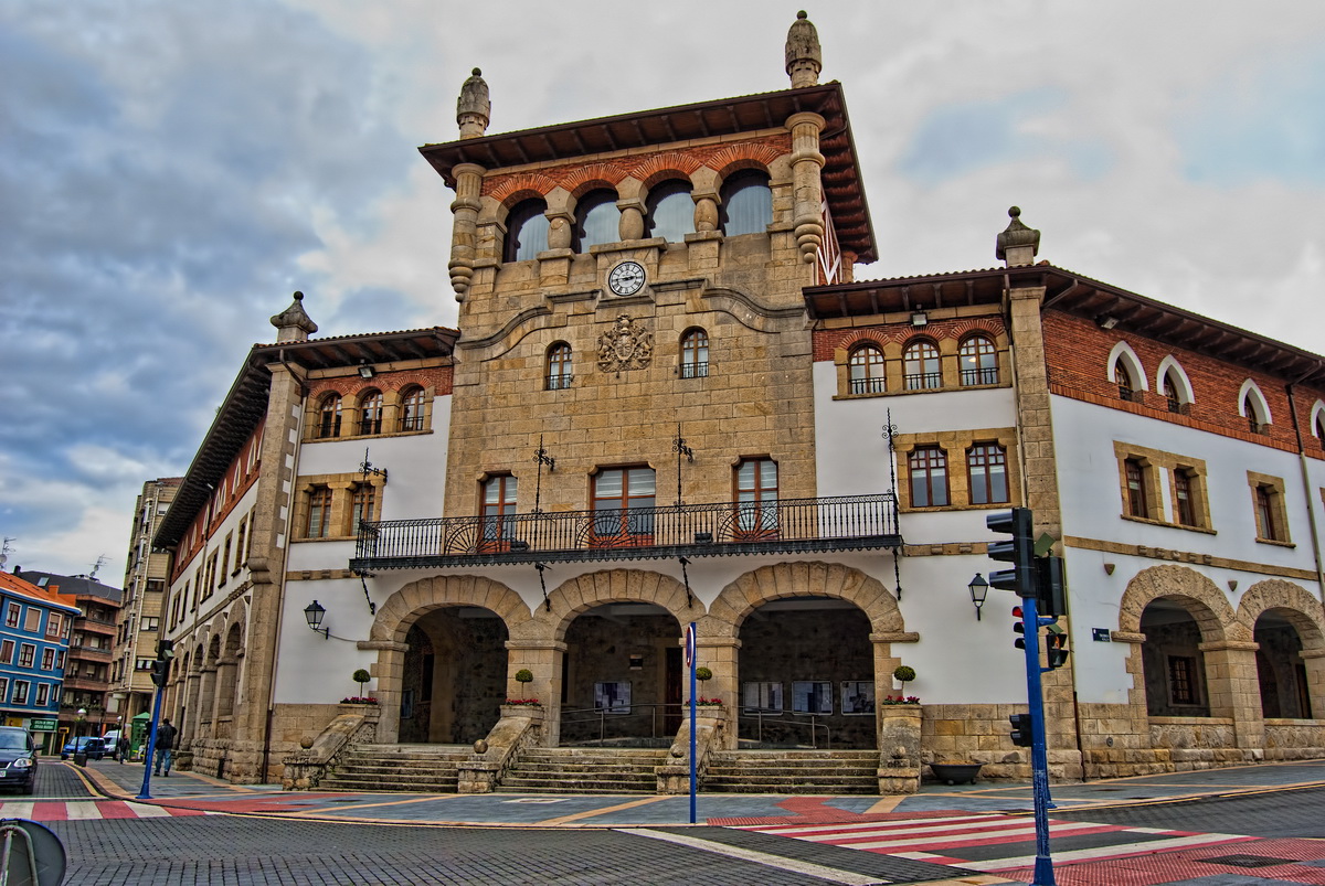 mungia-2011-006.1200.jpg