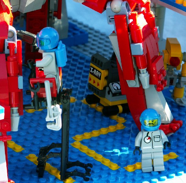 001-mechbay02-21.jpg