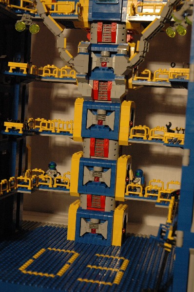003-mechbay03-04.jpg