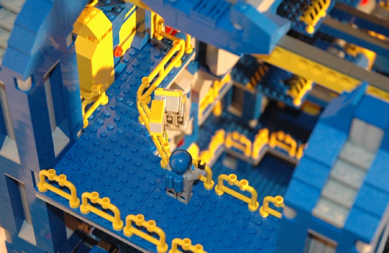 003-mechbay03-07.jpg