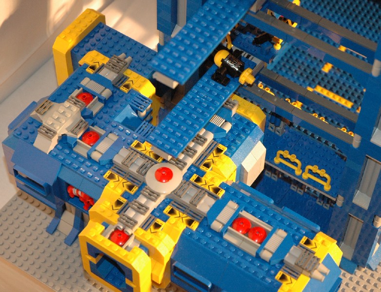 003-mechbay03-11.jpg