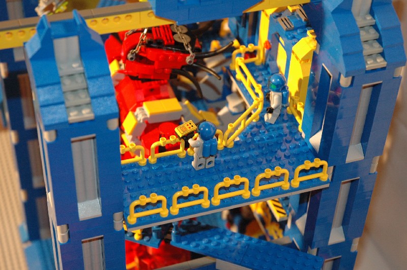 003-mechbay03-44.jpg