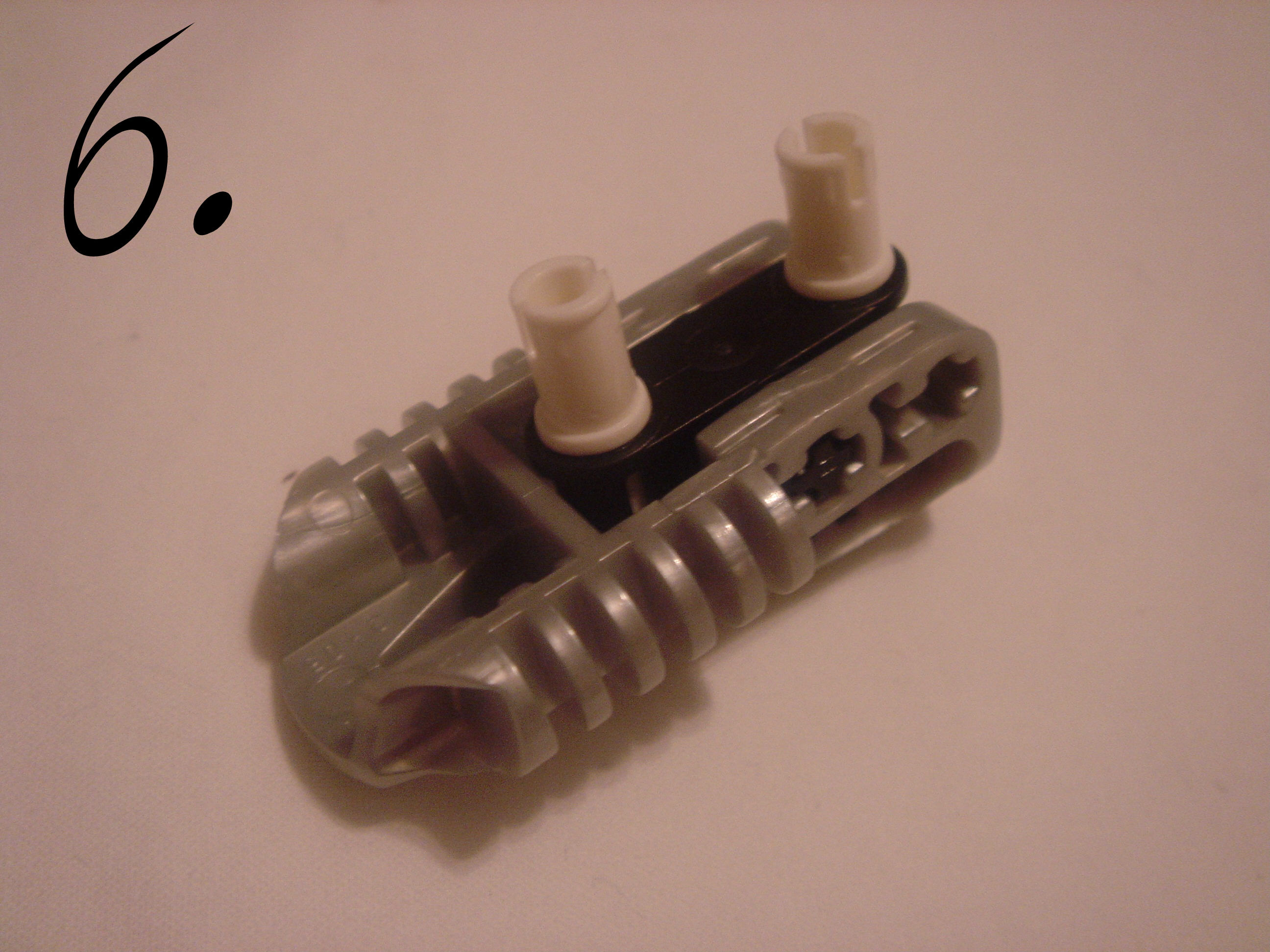 mna-arms06.jpg