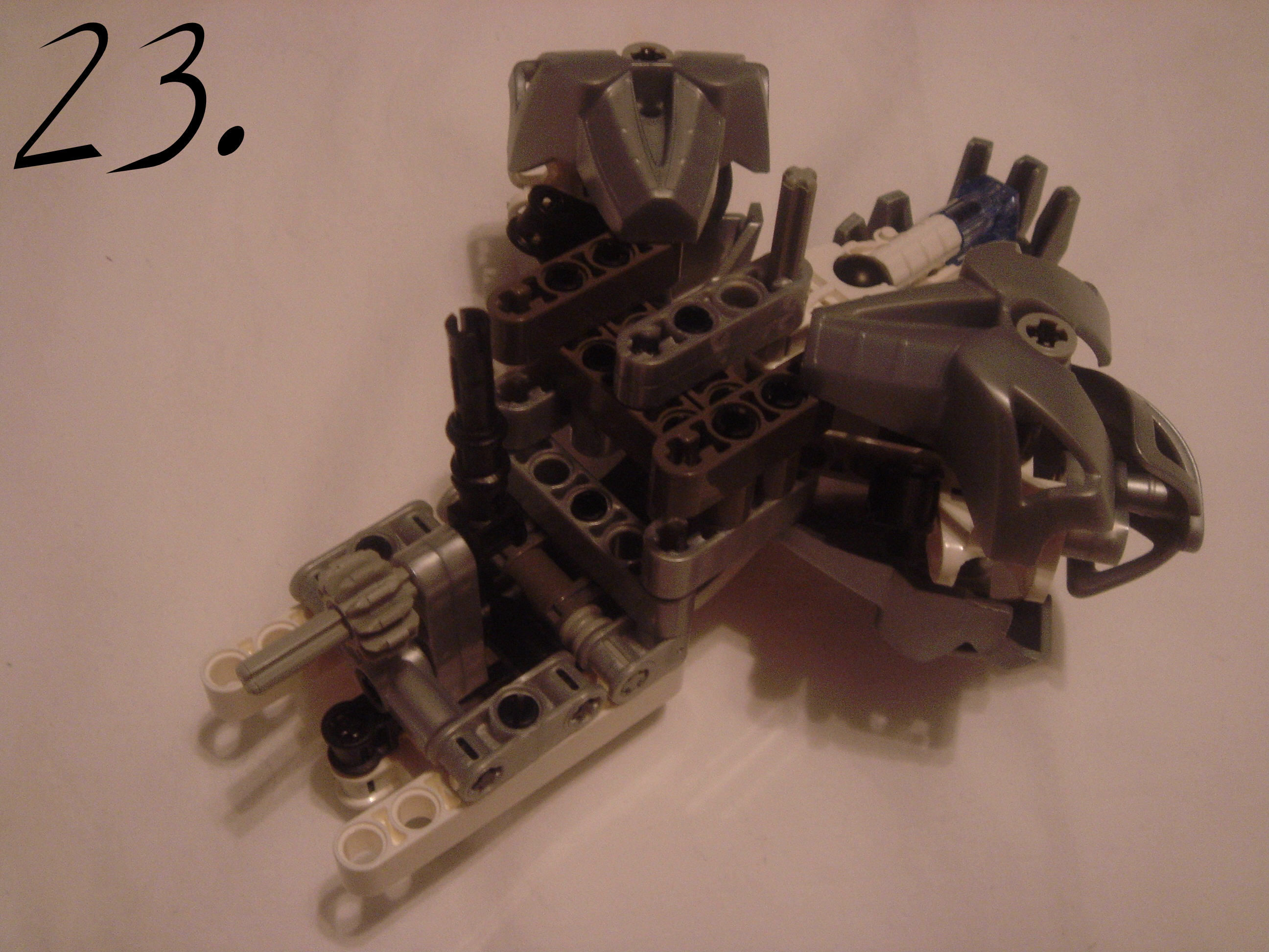 mna-uppertorso23.jpg