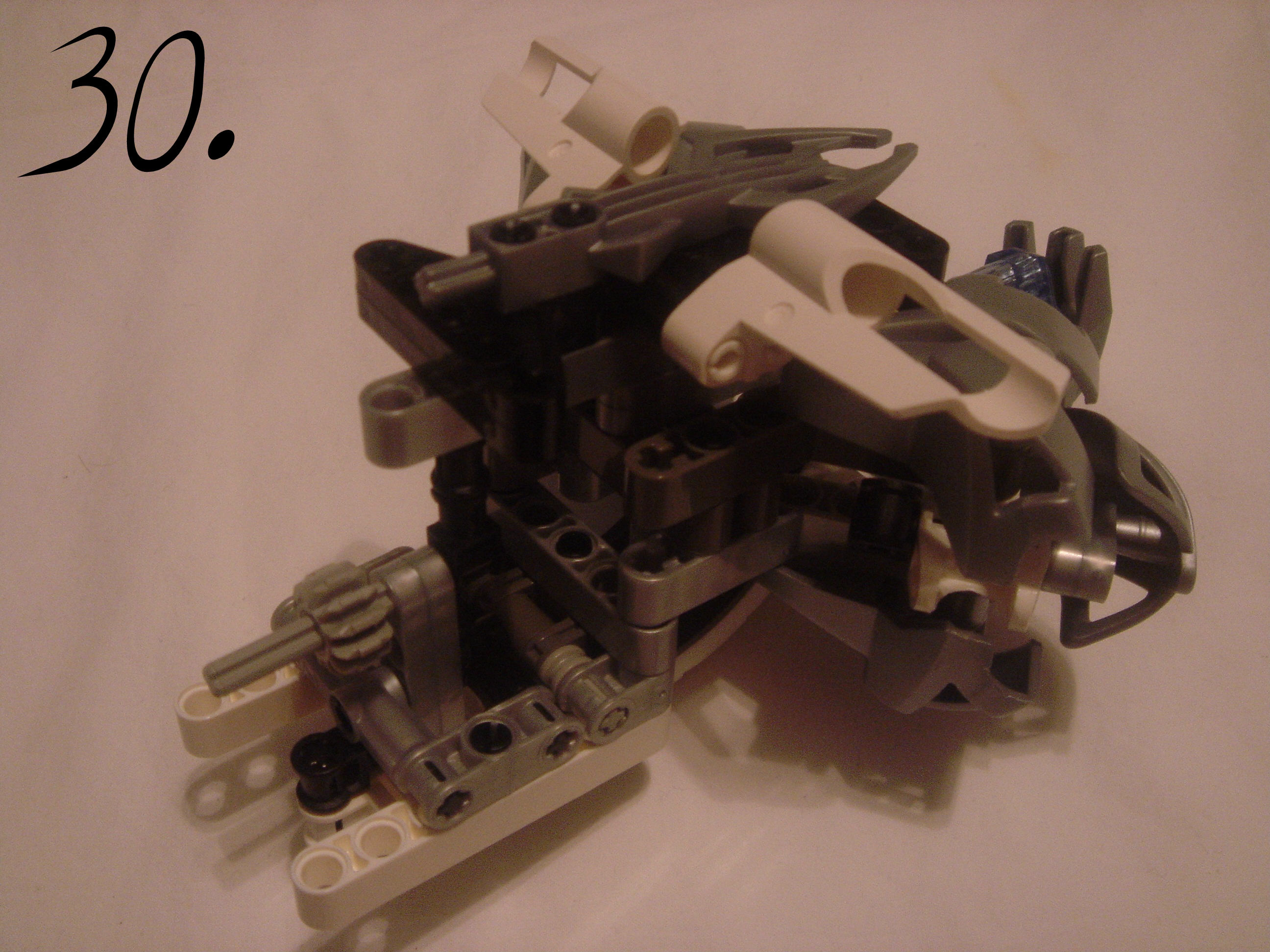 mna-uppertorso30.jpg