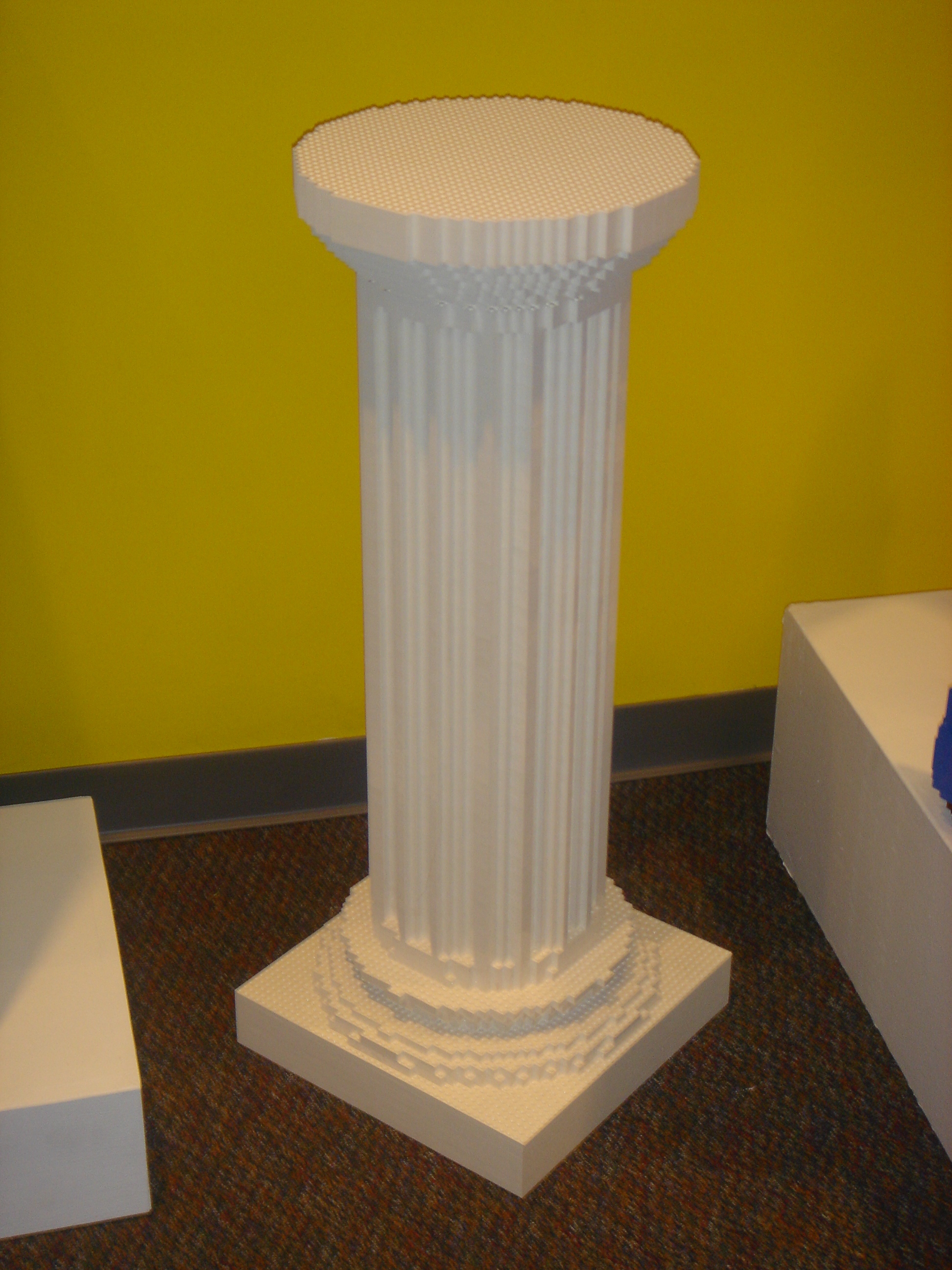 pedestal_01.jpg