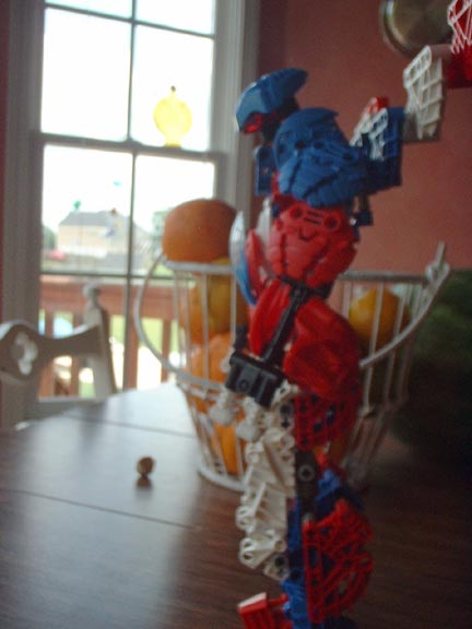 1freechingpose2.jpg