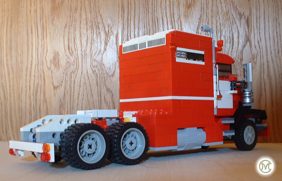 model_team_us_truck_rear_off_side.jpg