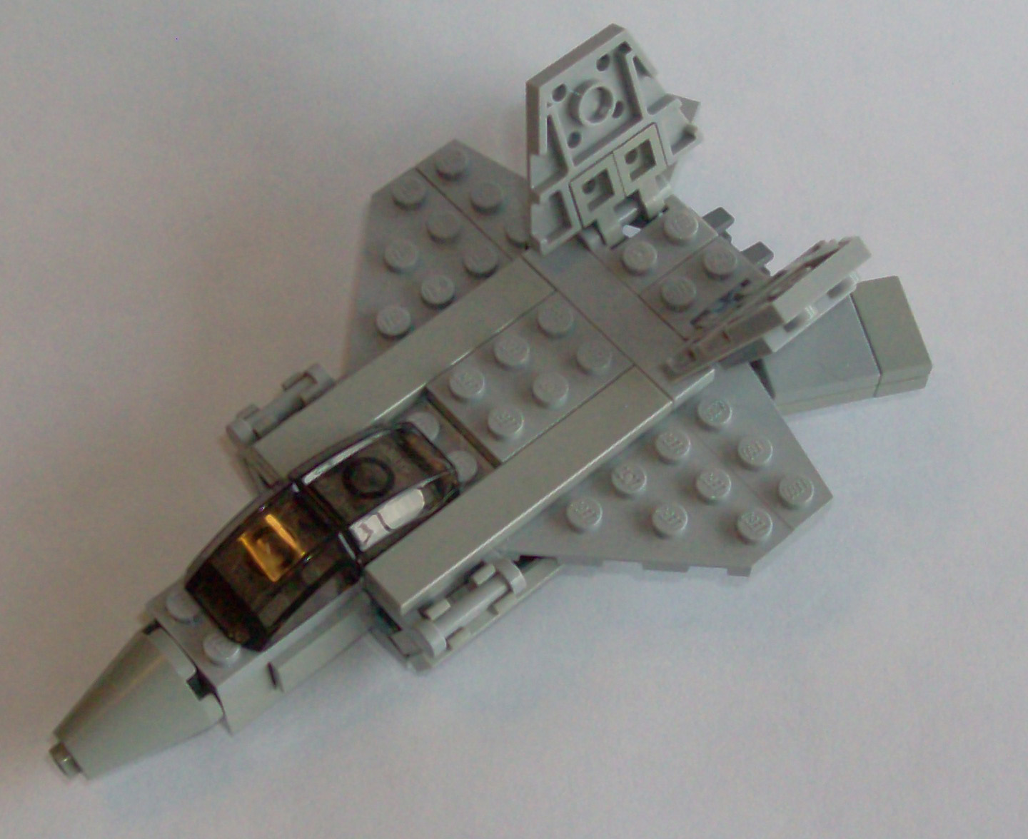 00-f22.jpg